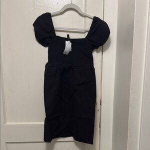 NWT Black smocked chest dress